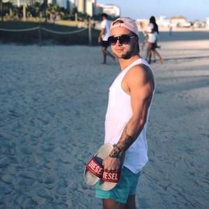 Meet your Posher, Michael